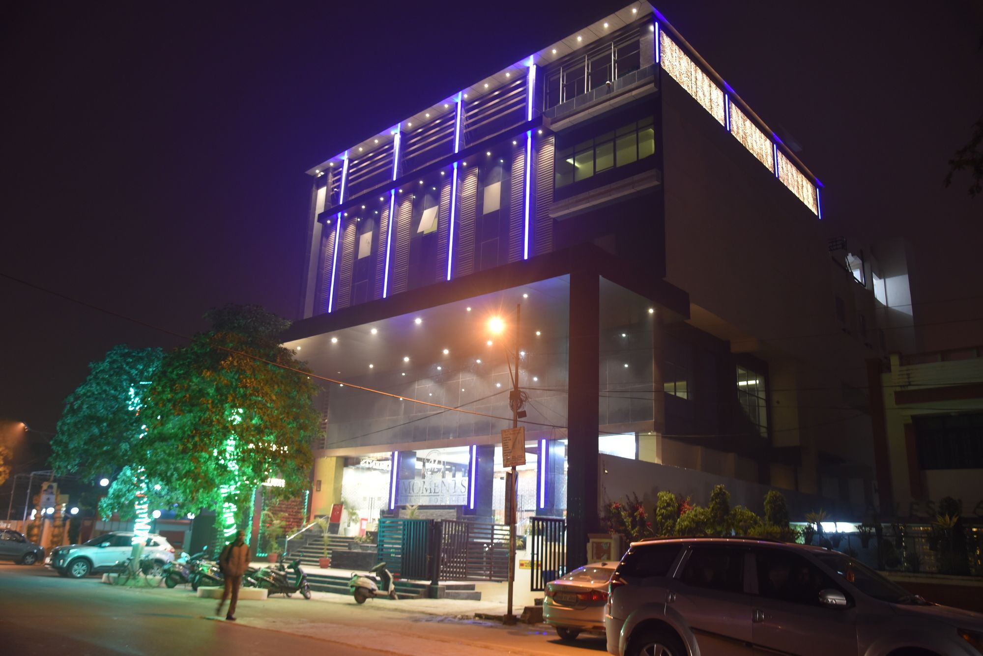 Moments Hotel Lucknow Exterior foto