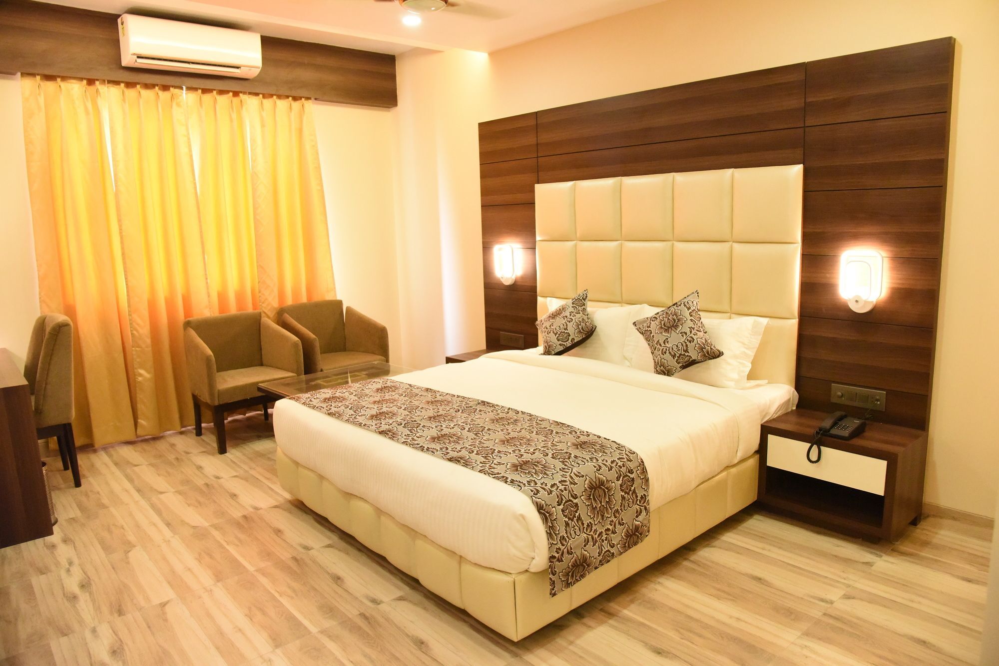 Moments Hotel Lucknow Exterior foto