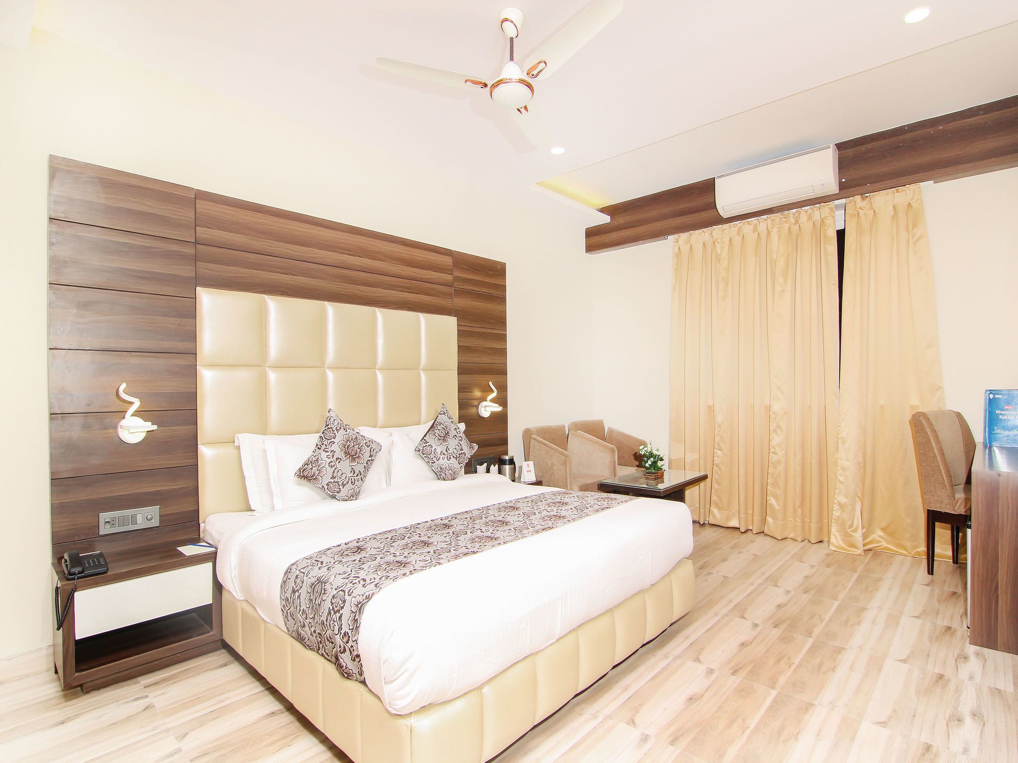 Moments Hotel Lucknow Exterior foto
