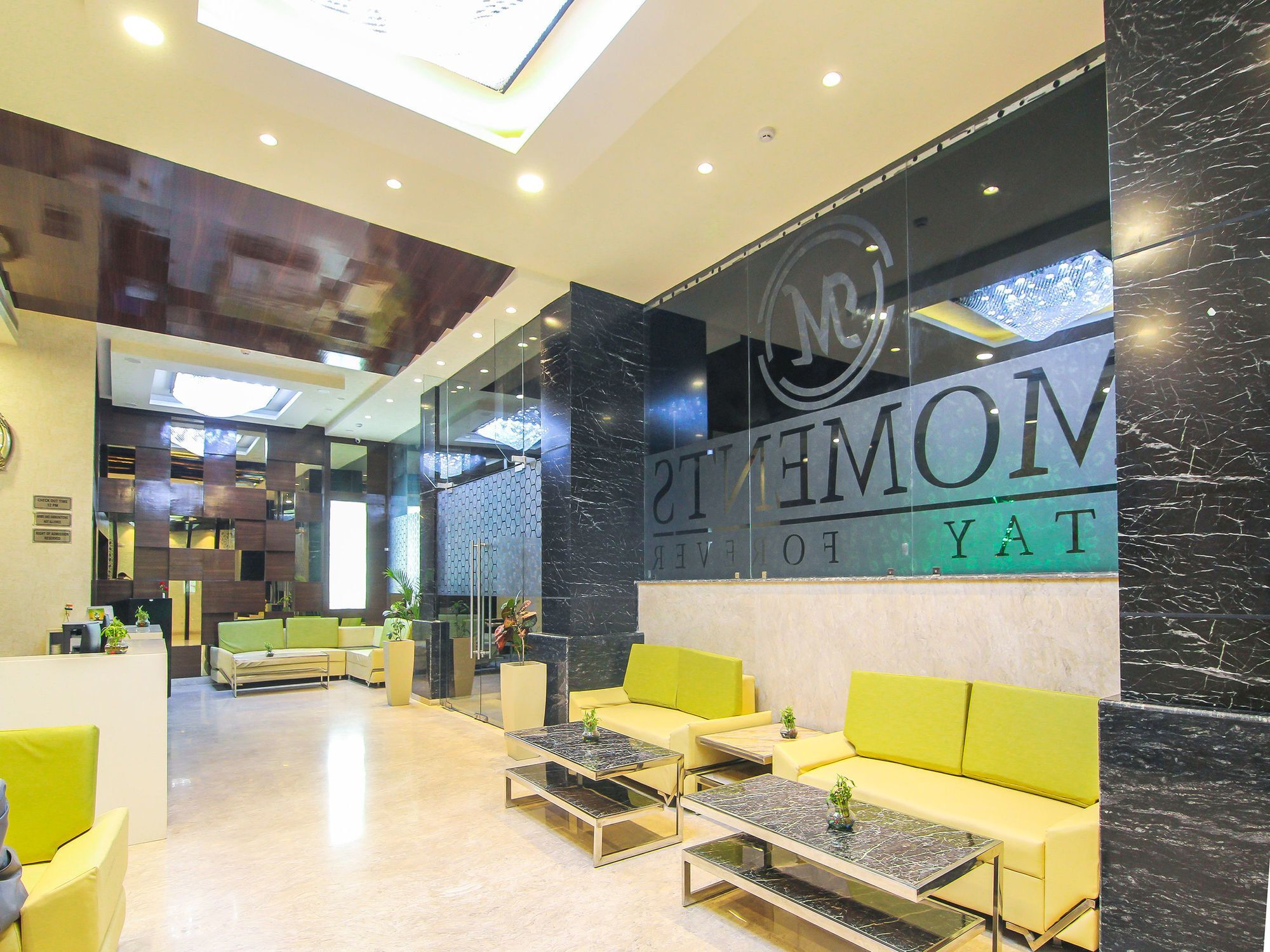 Moments Hotel Lucknow Exterior foto